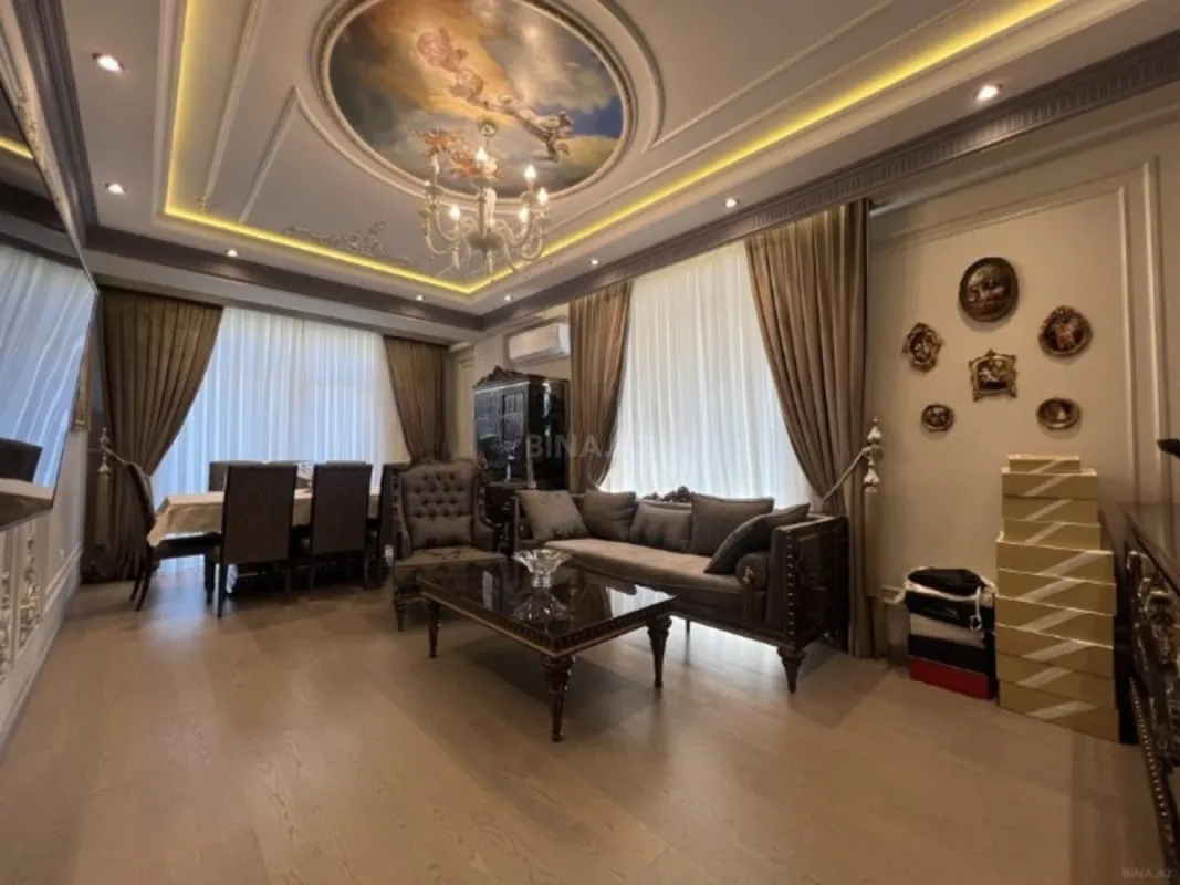 Satılır 3 otaqlı mənzil 115 m²
