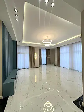 Satılır 3 otaqlı mənzil 132 m²