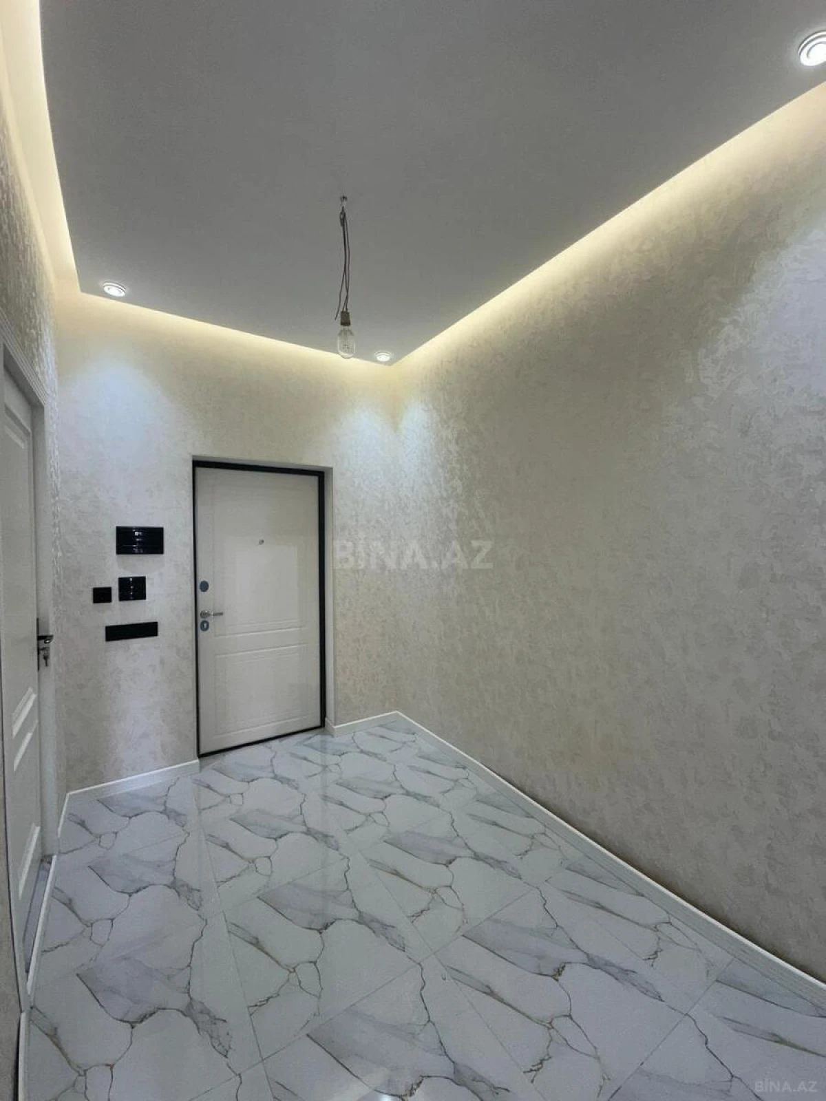 Satılır 2 otaqlı mənzil 66 m²