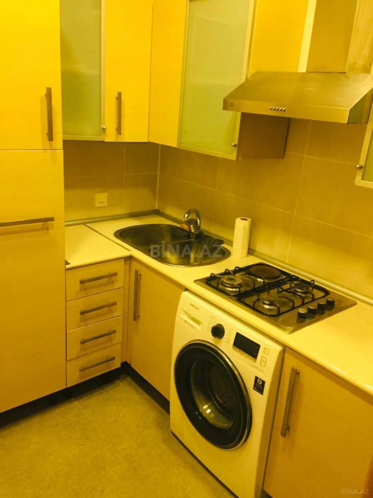 Kirayə verilir 2 otaqlı mənzil 65 m²