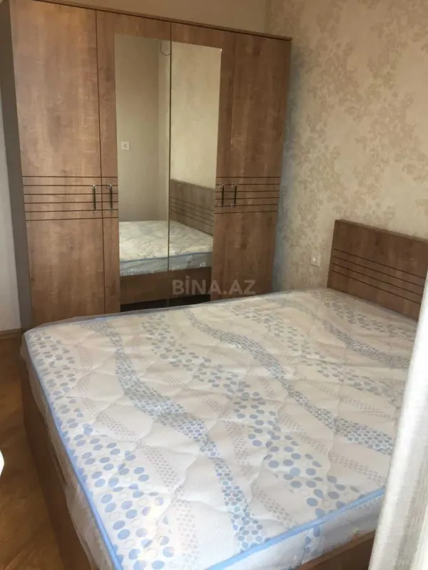 Kirayə verilir 2 otaqlı mənzil 65 m²