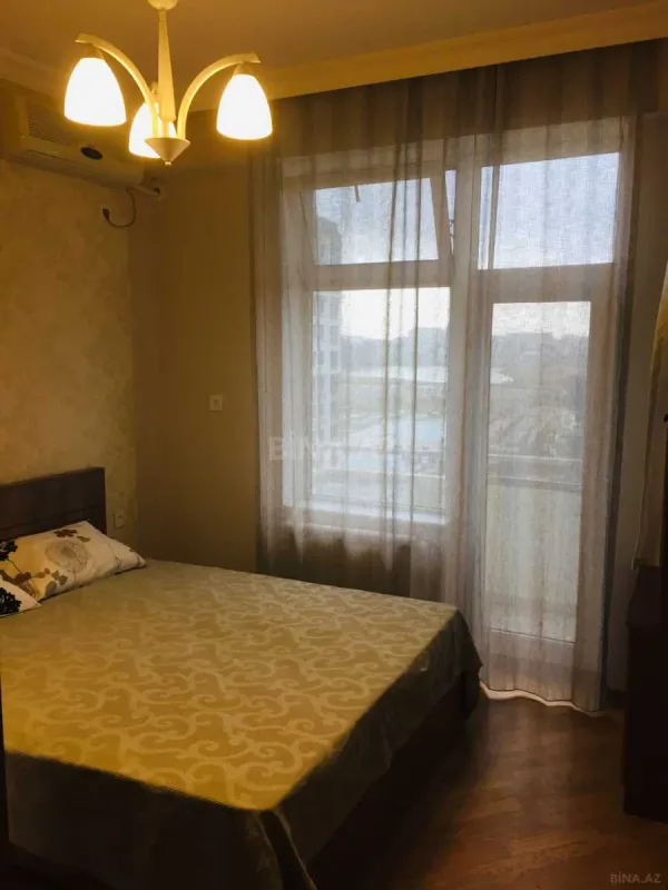 Kirayə verilir 2 otaqlı mənzil 65 m²