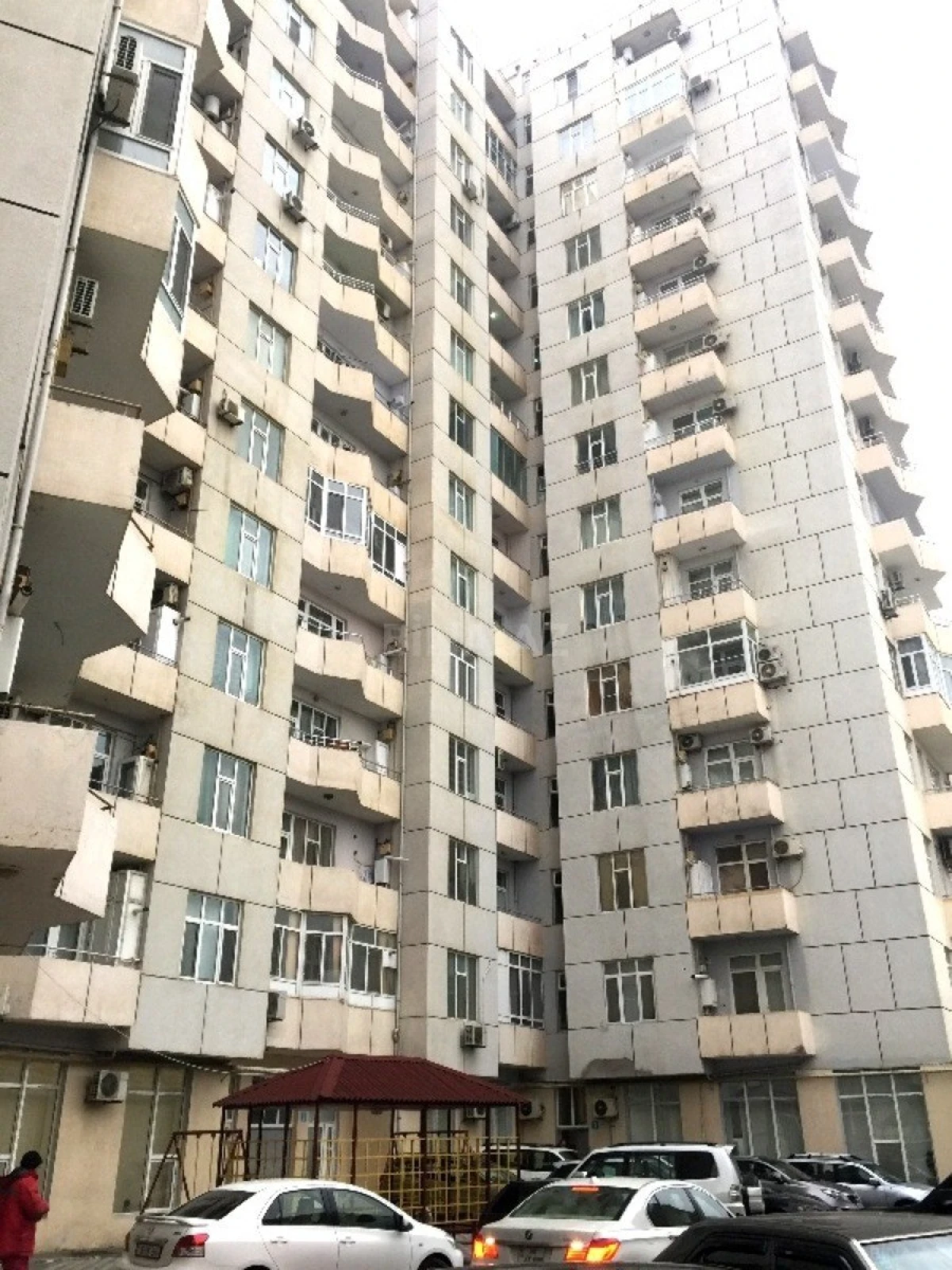 Kirayə verilir 2 otaqlı mənzil 65 m²