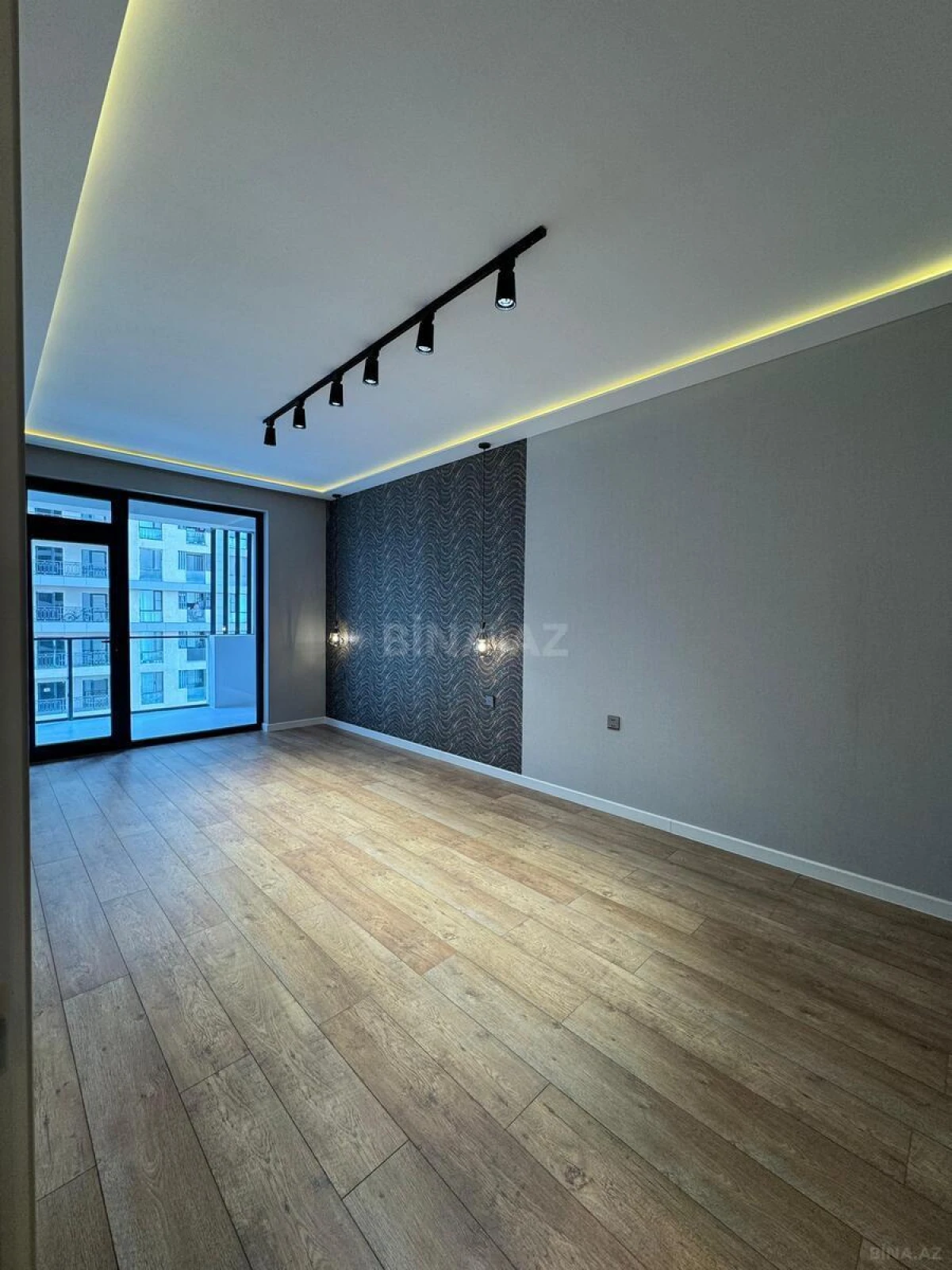 Satılır 3 otaqlı mənzil 100 m²
