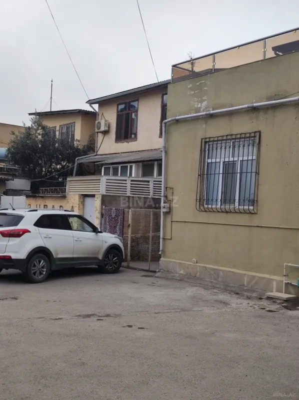 Satılır 2 otaqlı mənzil 75 m²