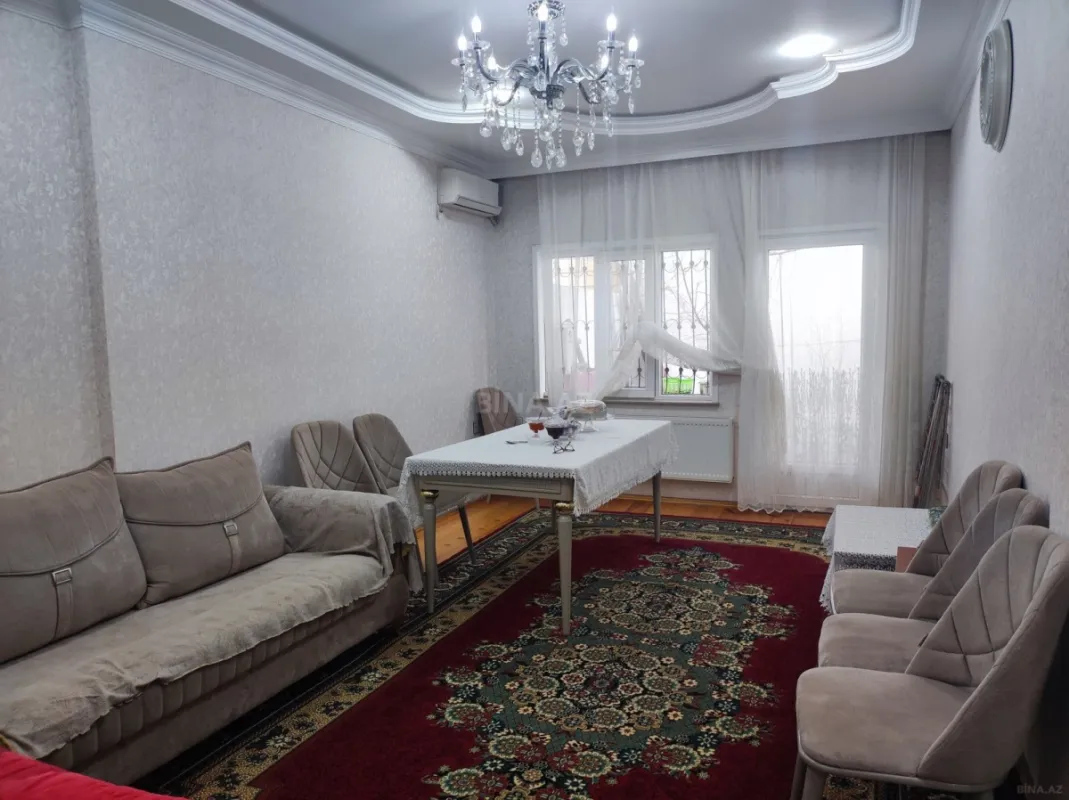 Satılır 2 otaqlı mənzil 75 m²