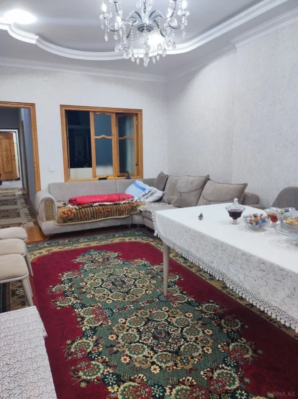 Satılır 2 otaqlı mənzil 75 m²