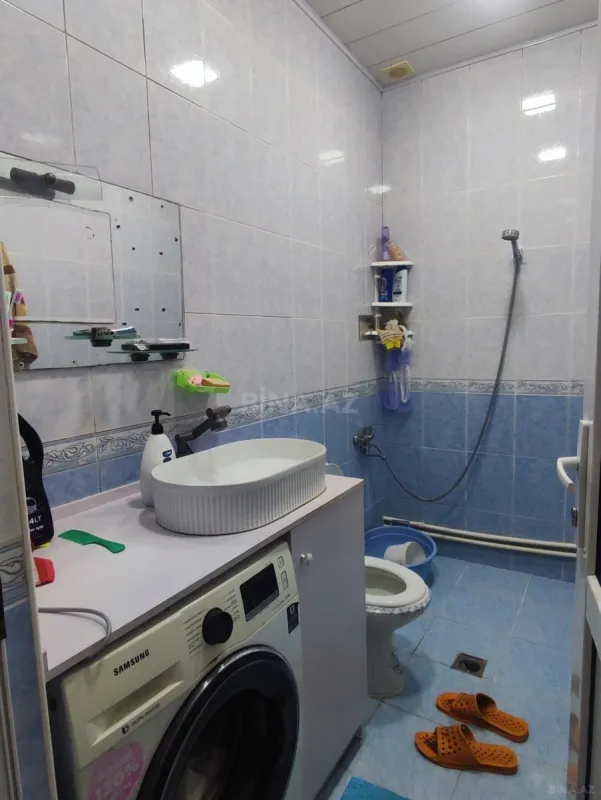 Satılır 2 otaqlı mənzil 75 m²