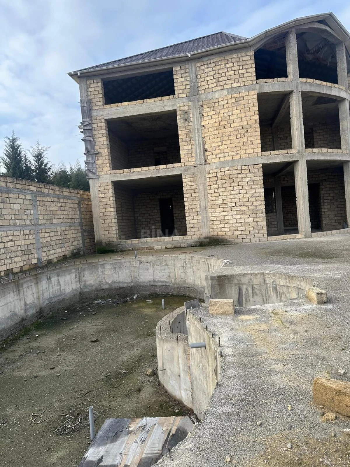 Satılır torpaq sahəsi 15 m²