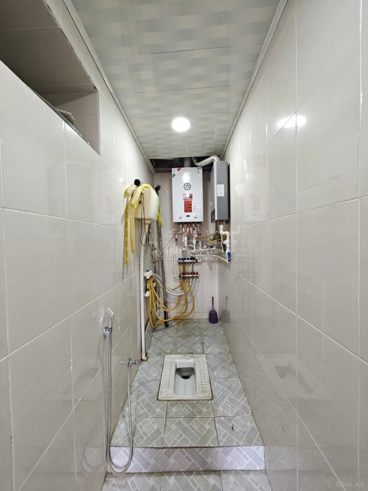 Satılır 5 otaqlı həyət evi 180 m²