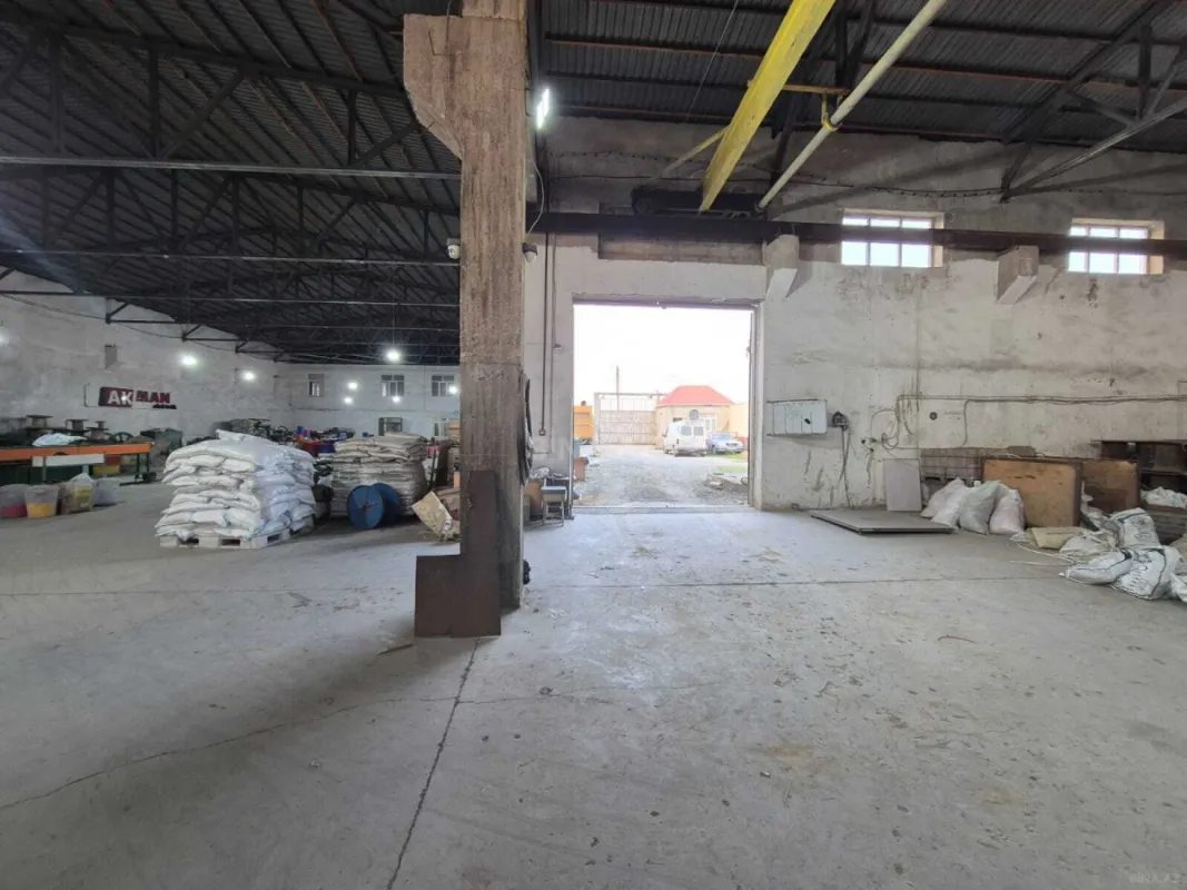 Satılır obyekt 2000 m²