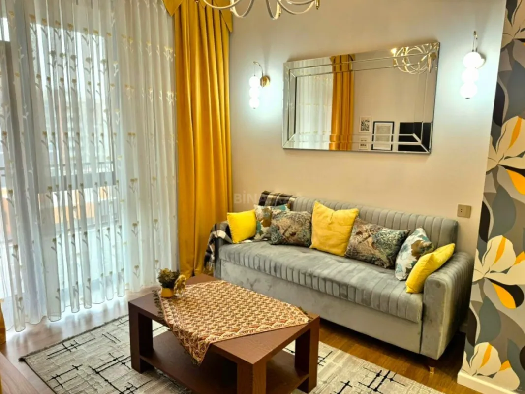 Satılır 2 otaqlı mənzil 55 m²