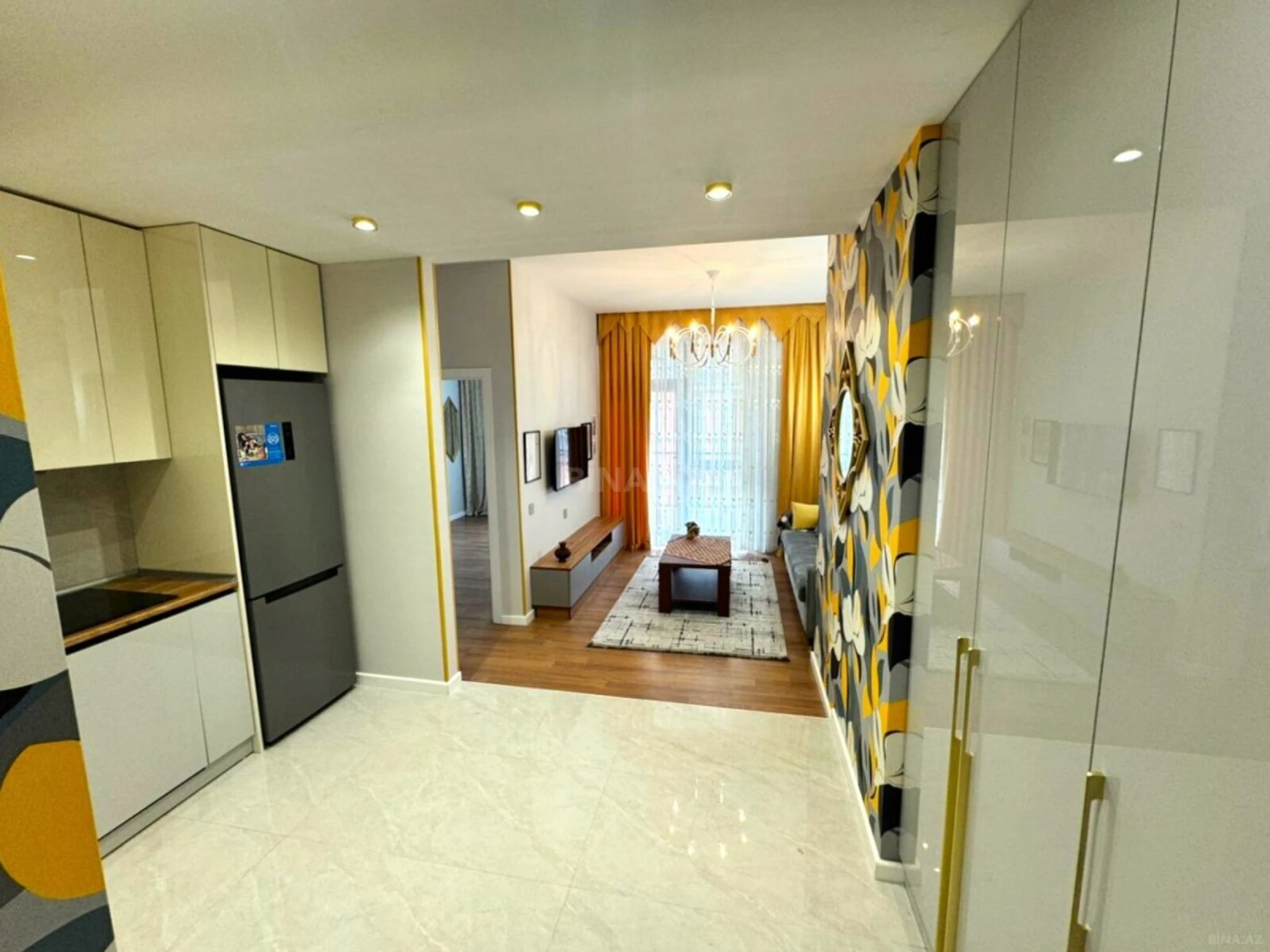Satılır 2 otaqlı mənzil 55 m²
