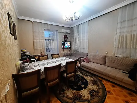 Satılır 2 otaqlı mənzil 55 m²