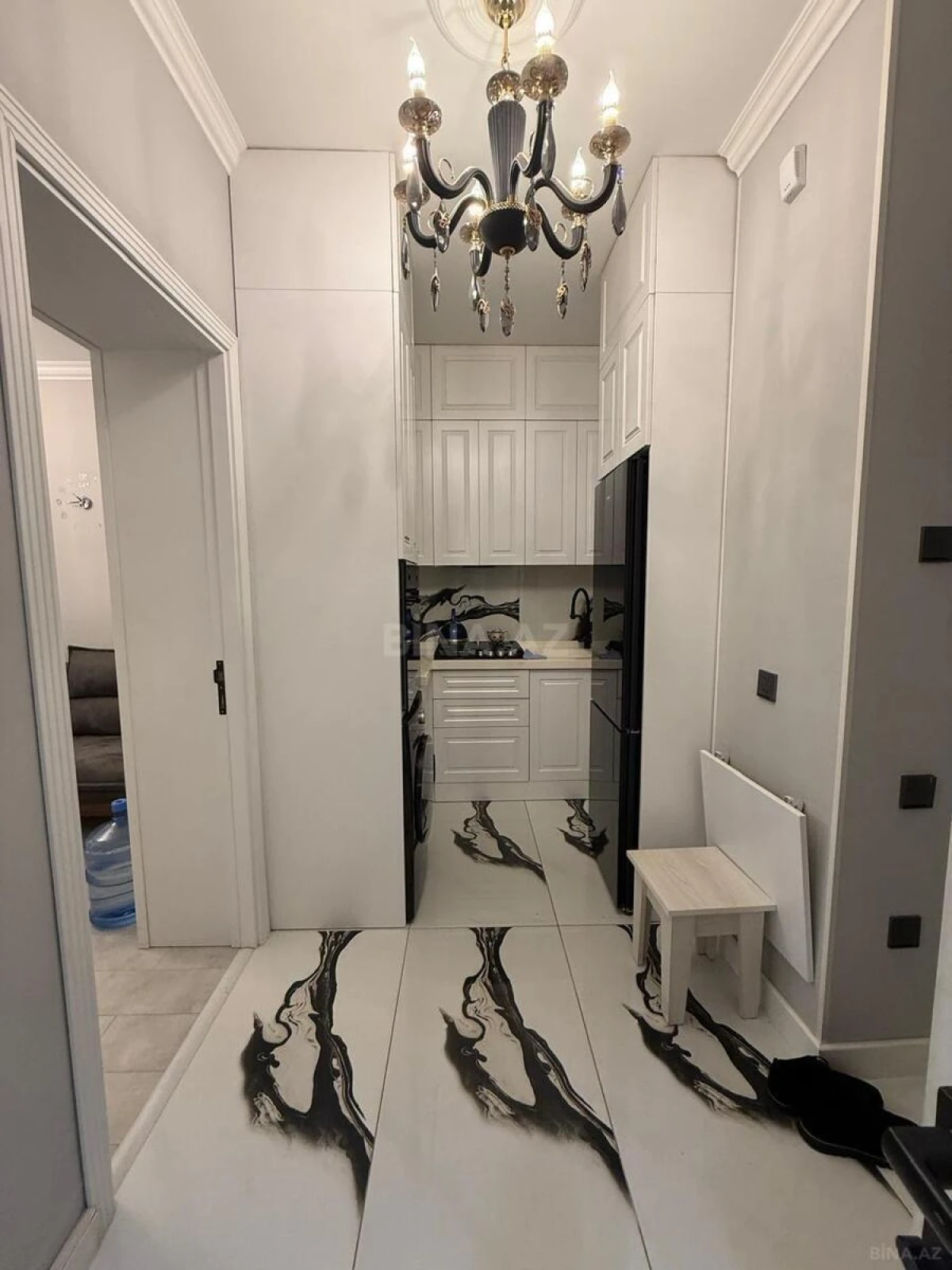 Kirayə verilir 2 otaqlı mənzil 65 m²