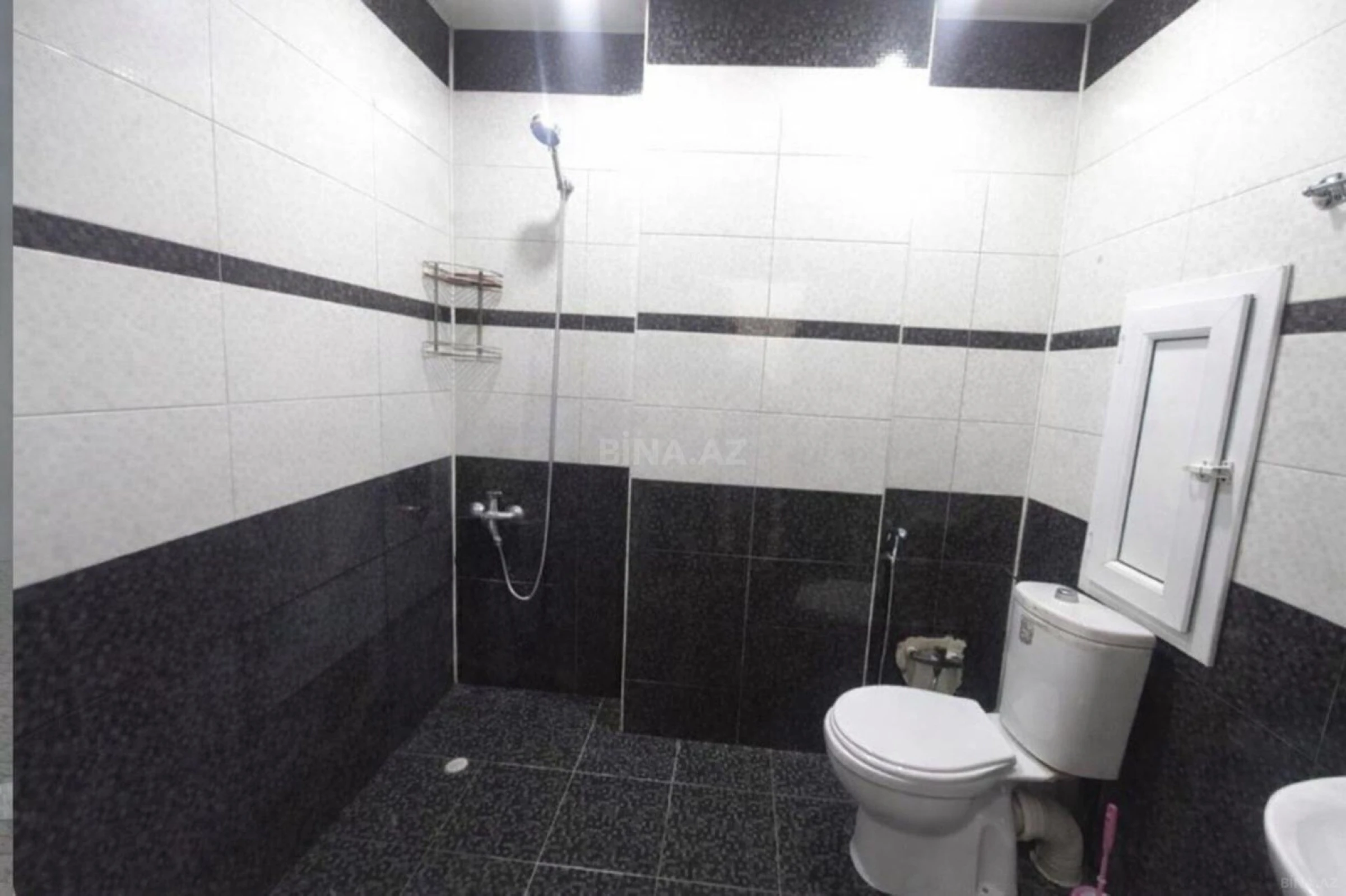 Satılır 2 otaqlı mənzil 56 m²