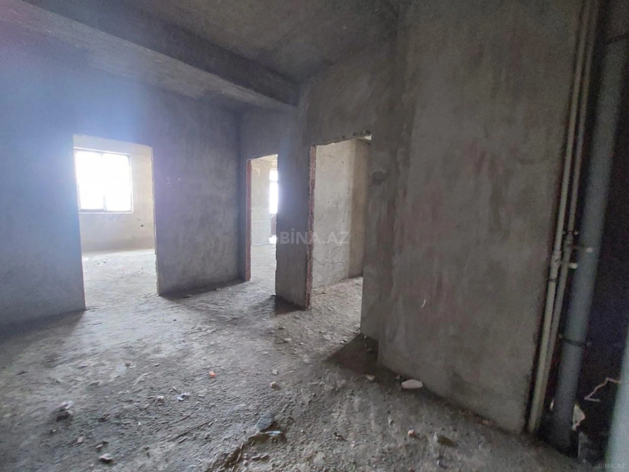 Satılır 4 otaqlı mənzil 157 m²