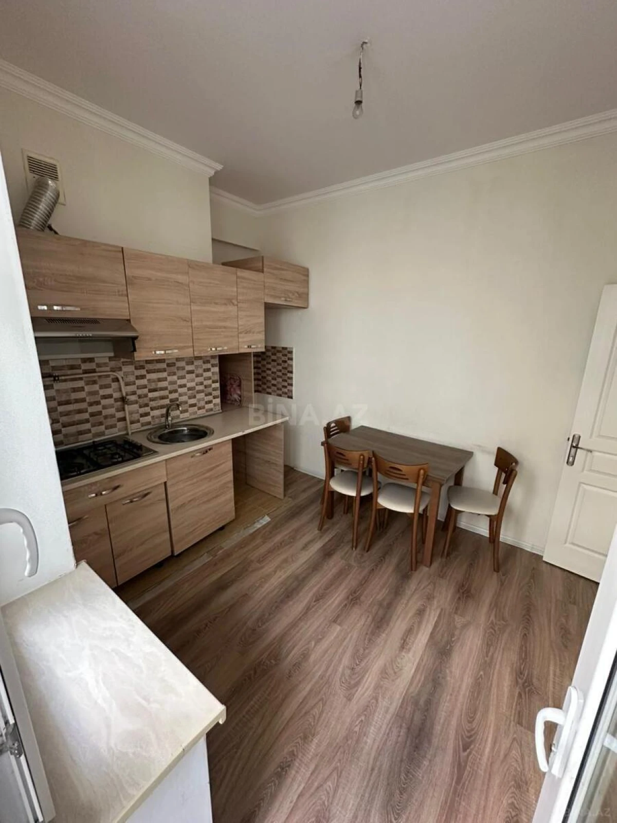Satılır 3 otaqlı mənzil 75 m²