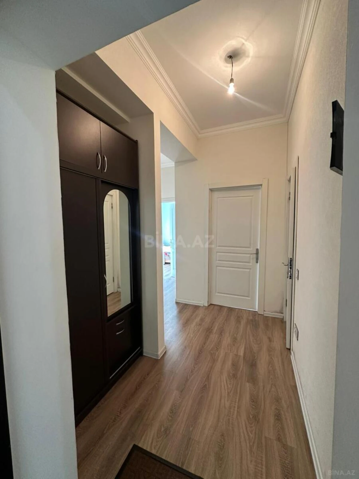 Satılır 3 otaqlı mənzil 75 m²