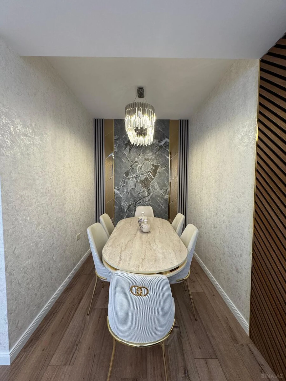 Satılır 3 otaqlı mənzil 120 m²