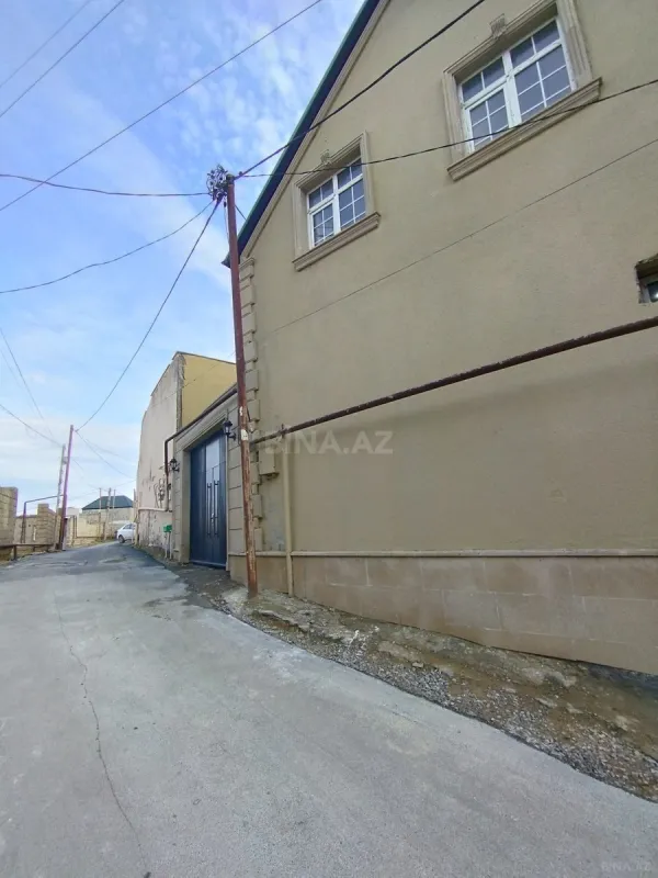 Satılır 3 otaqlı həyət evi 100 m²