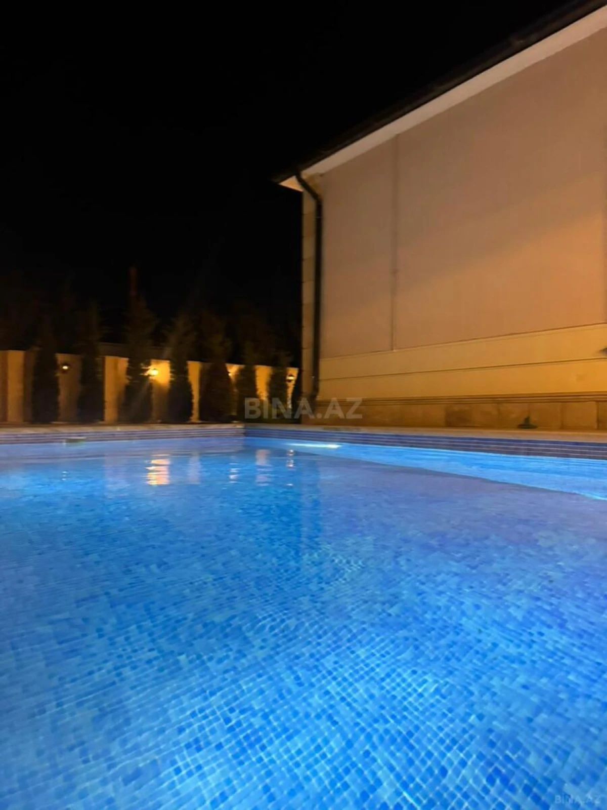 Kirayə verilir 4 otaqlı həyət evi 130 m²