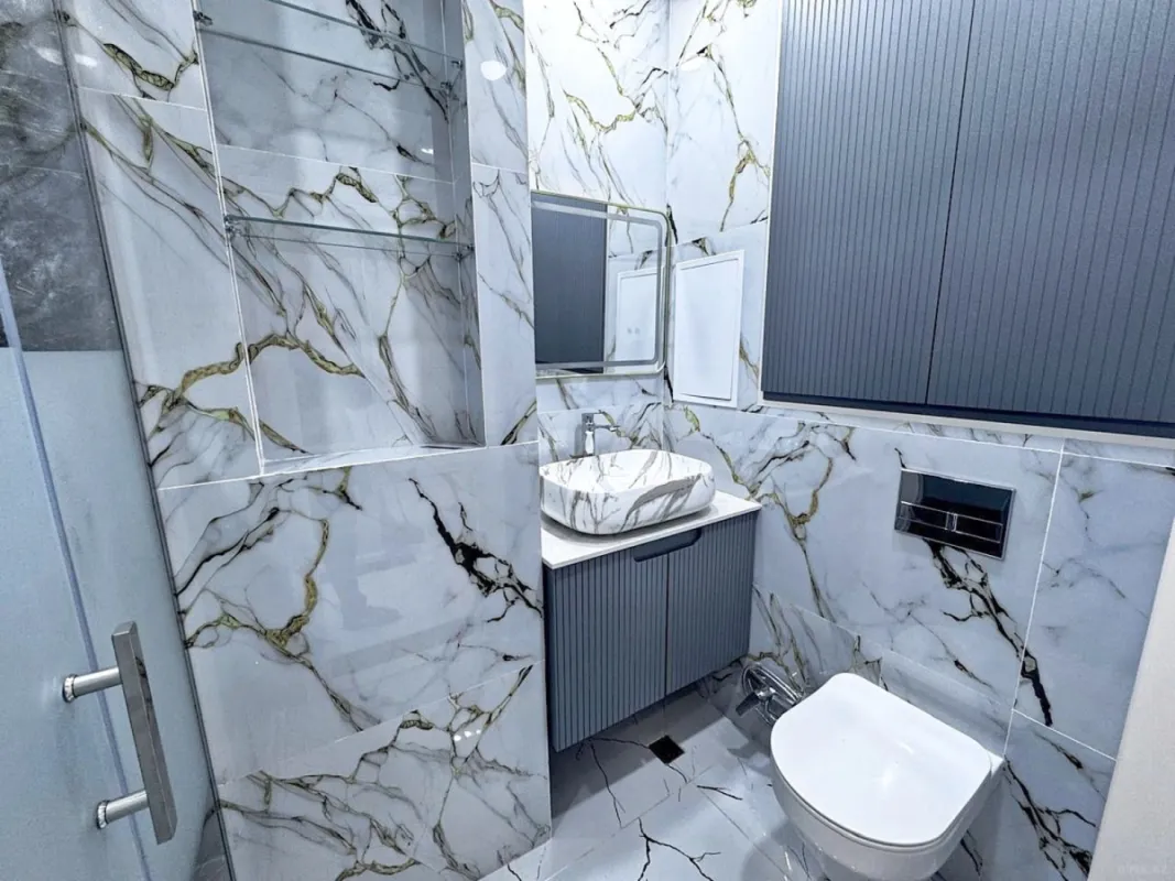 Satılır 2 otaqlı mənzil 77 m²