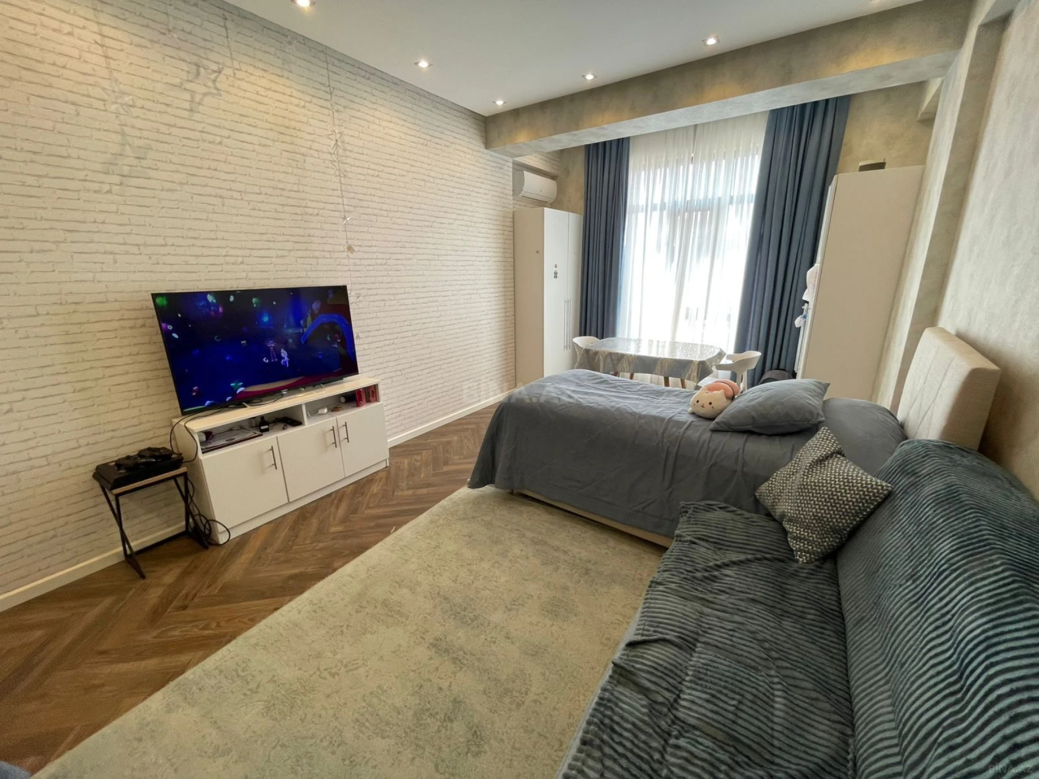 Satılır 3 otaqlı mənzil 95 m²