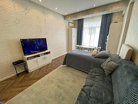 Satılır 3 otaqlı mənzil 95 m²