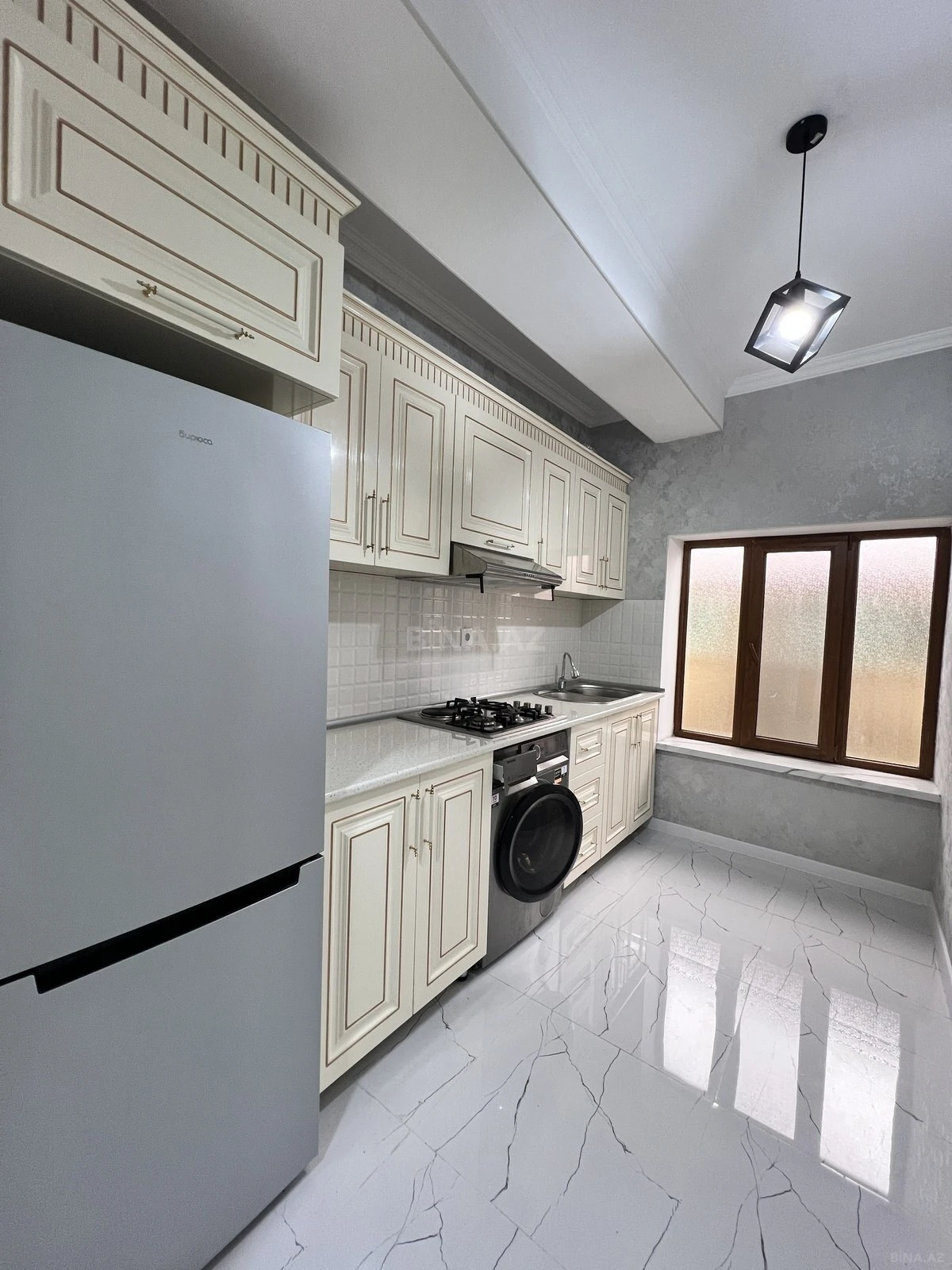 Kirayə verilir 2 otaqlı mənzil 60 m²