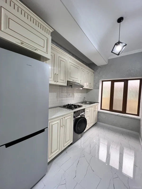 Kirayə verilir 2 otaqlı mənzil 60 m²