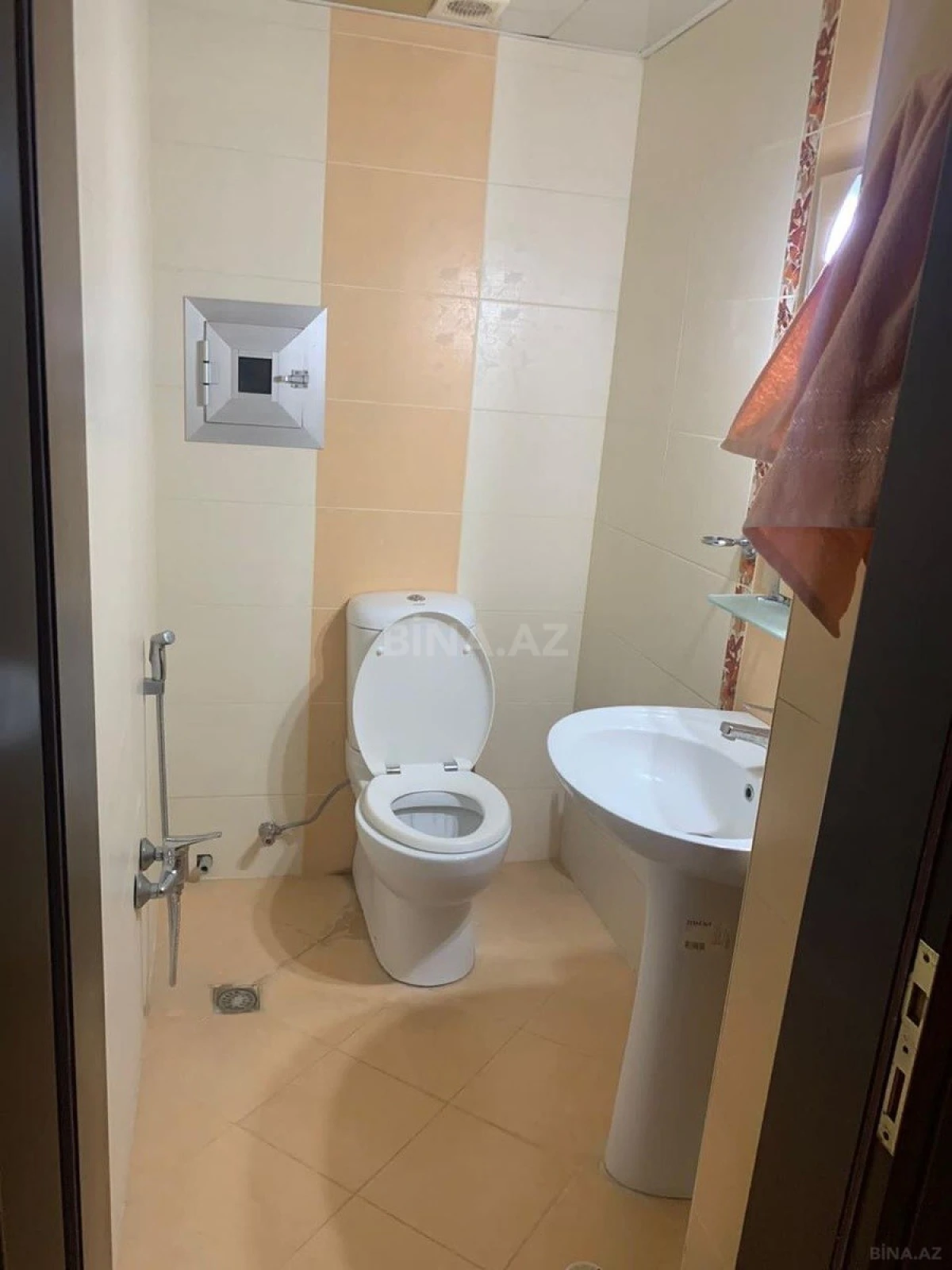 Kirayə verilir 2 otaqlı mənzil 100 m²