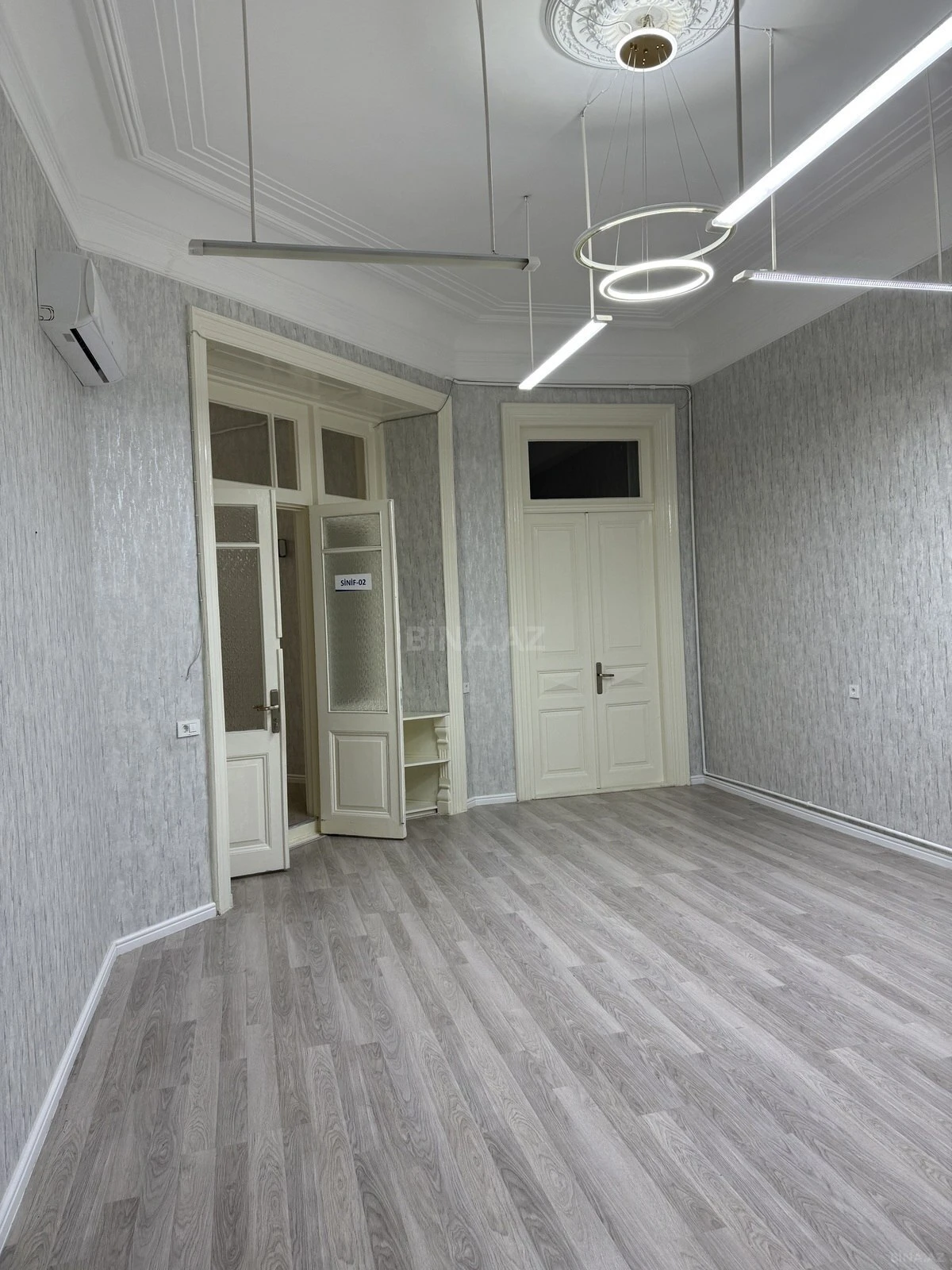 Kirayə verilir 3 otaqlı mənzil 120 m²