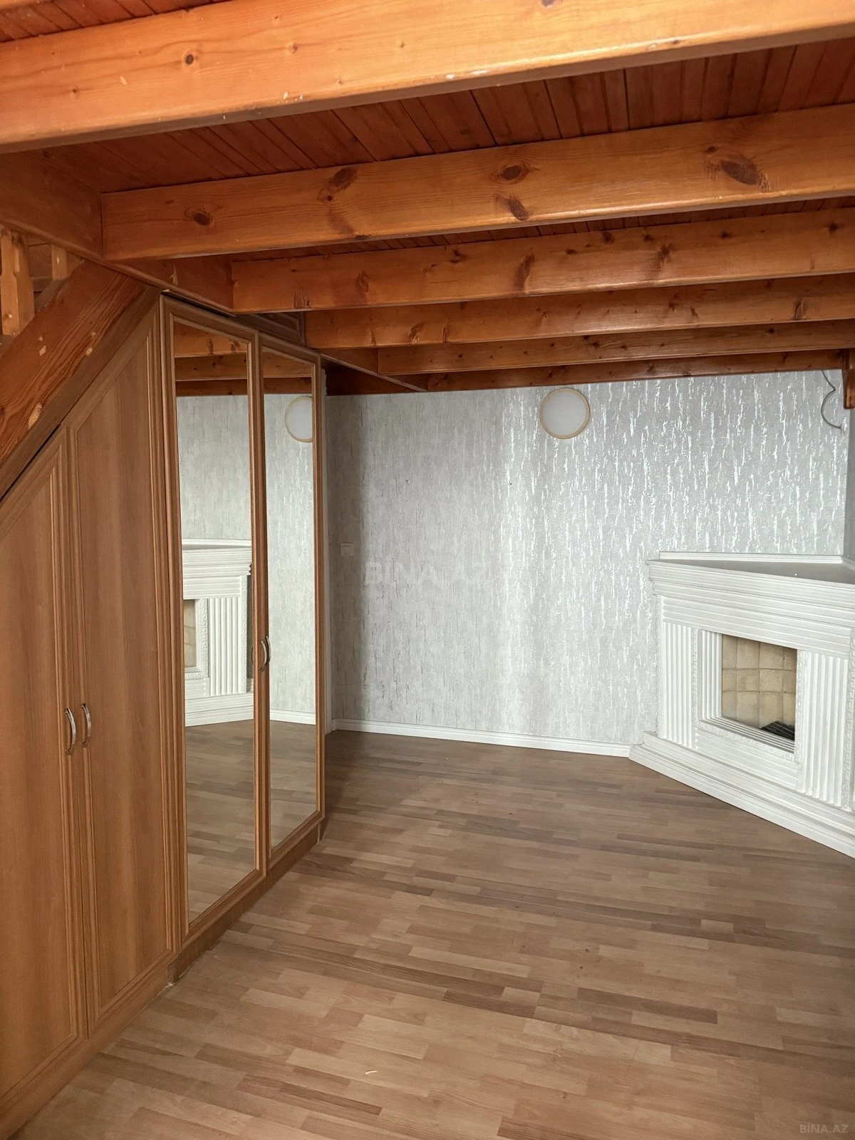 Kirayə verilir 3 otaqlı mənzil 120 m²