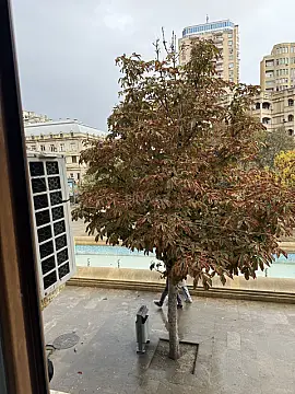 Kirayə verilir 3 otaqlı mənzil 120 m²