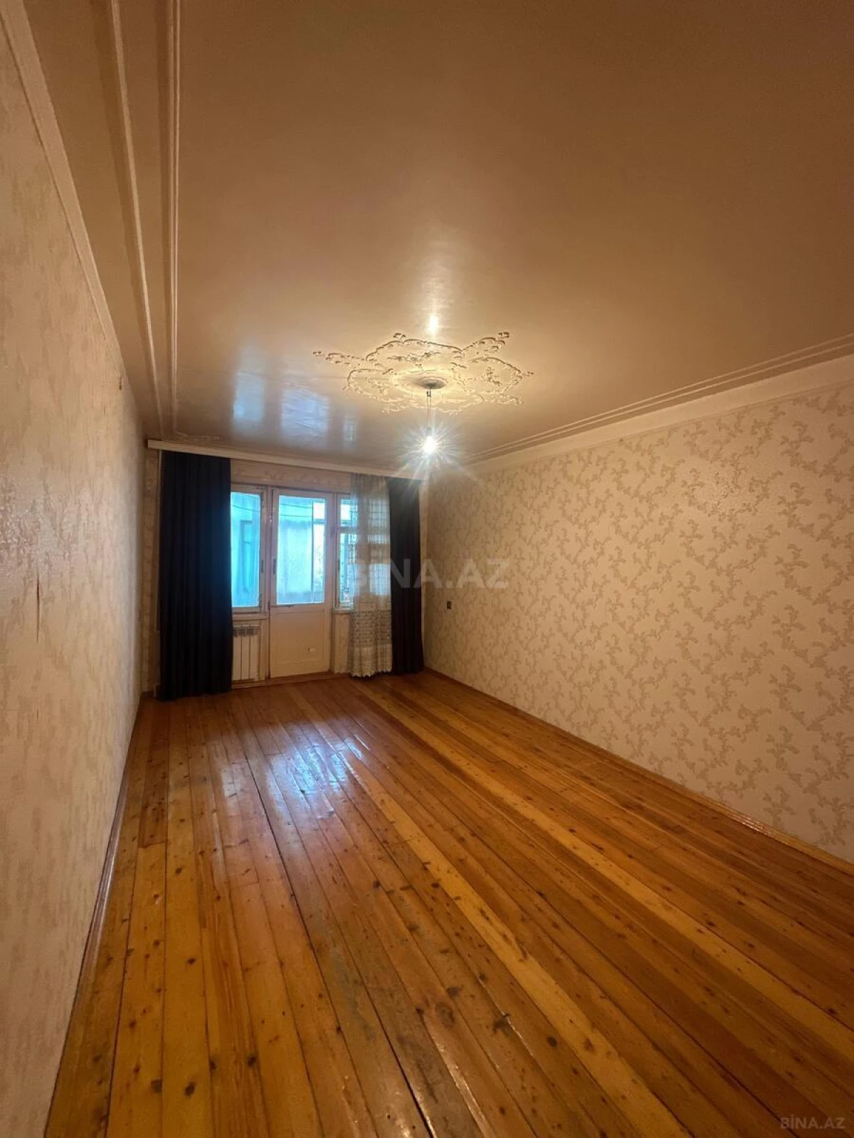 Satılır 3 otaqlı mənzil 70 m²