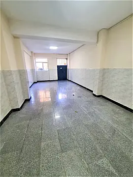 Satılır 4 otaqlı mənzil 176.5 m²