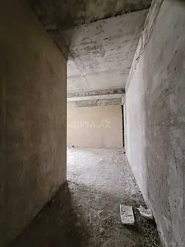 Satılır 4 otaqlı mənzil 176.5 m²