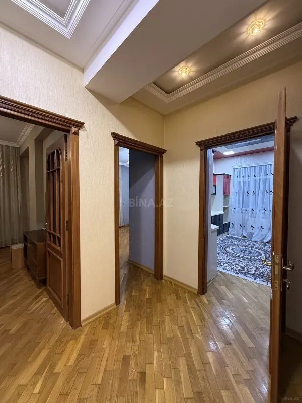 Kirayə verilir 3 otaqlı mənzil 120 m²