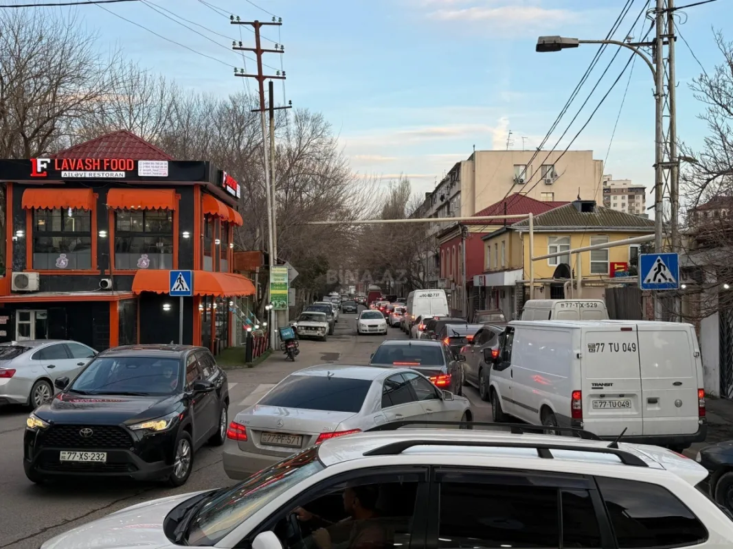 Satılır obyekt 85 m²