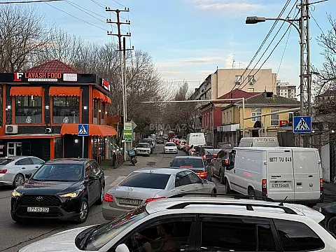 Satılır obyekt 85 m² — Bakı, M.Ə.Rəsulzadə qəs. 85.00 m²