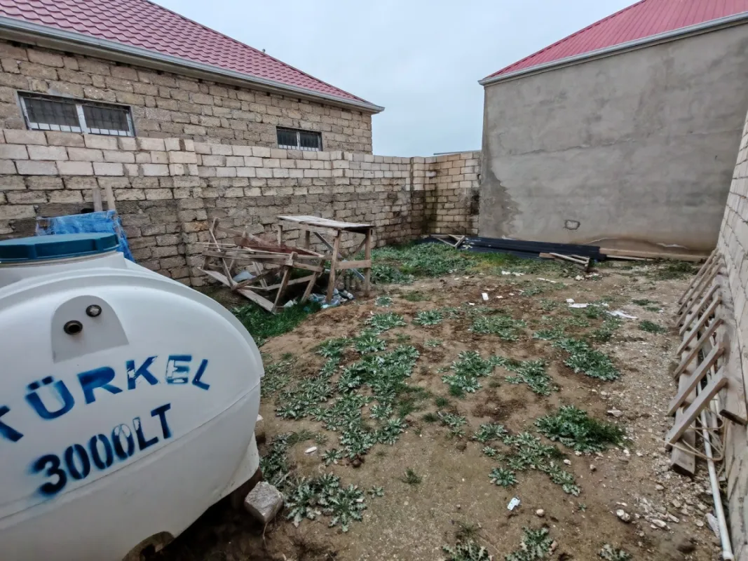 Satılır 3 otaqlı həyət evi 110 m²