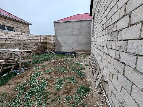 Satılır 3 otaqlı həyət evi 110 m²