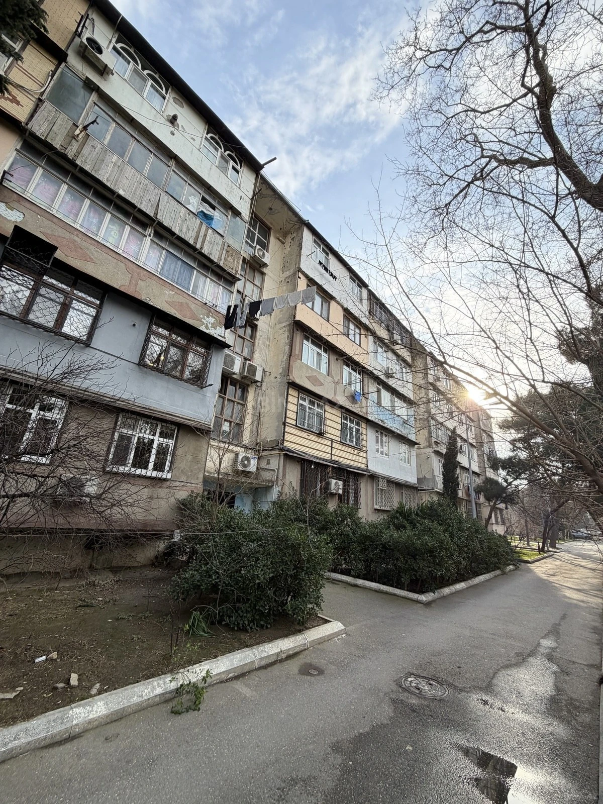 Satılır 3 otaqlı mənzil 90 m²