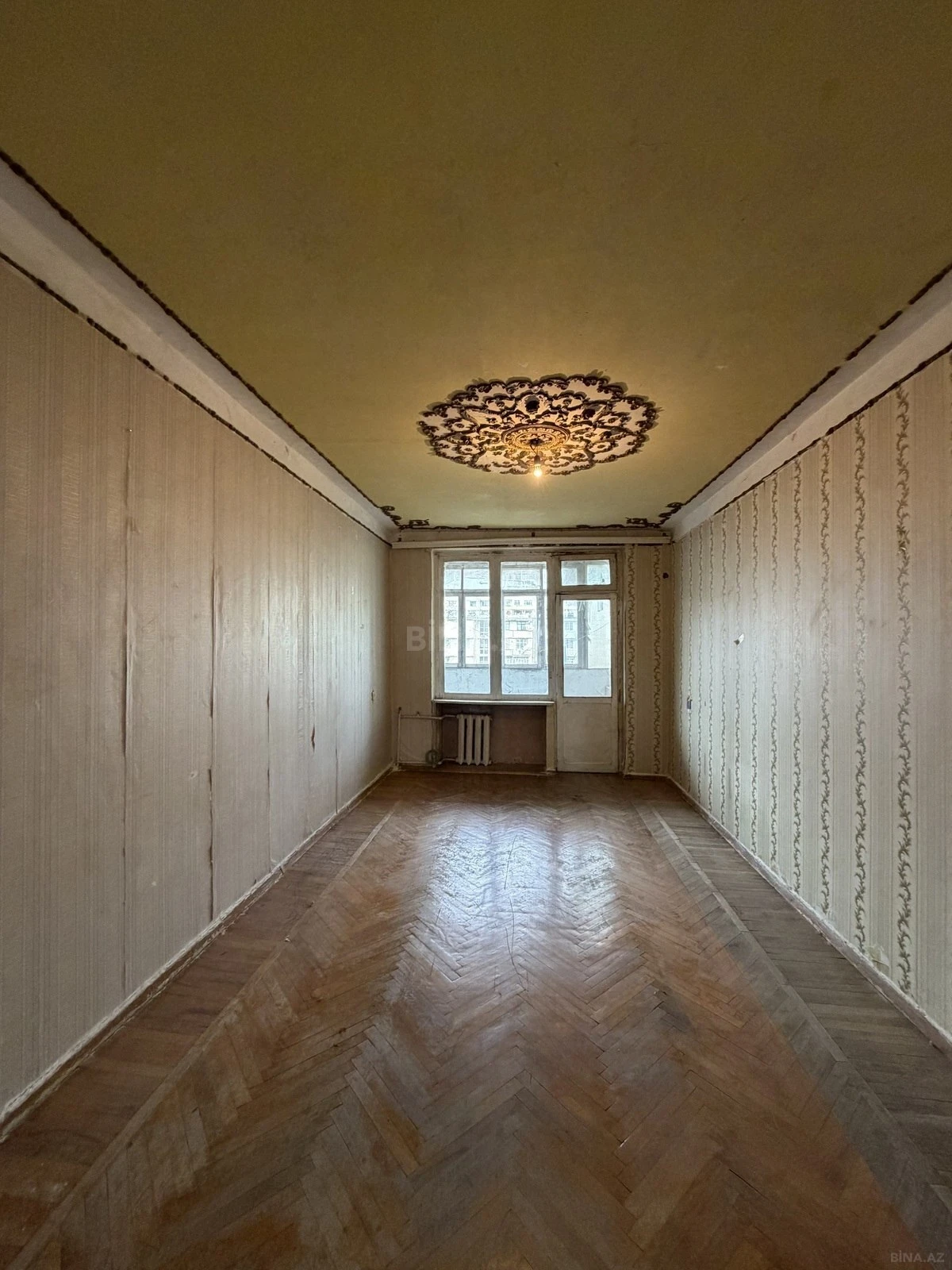 Satılır 3 otaqlı mənzil 90 m²