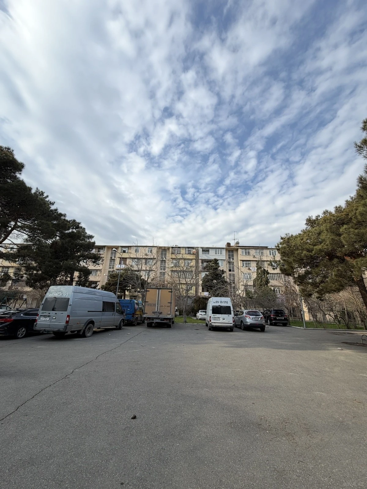 Satılır 3 otaqlı mənzil 90 m²