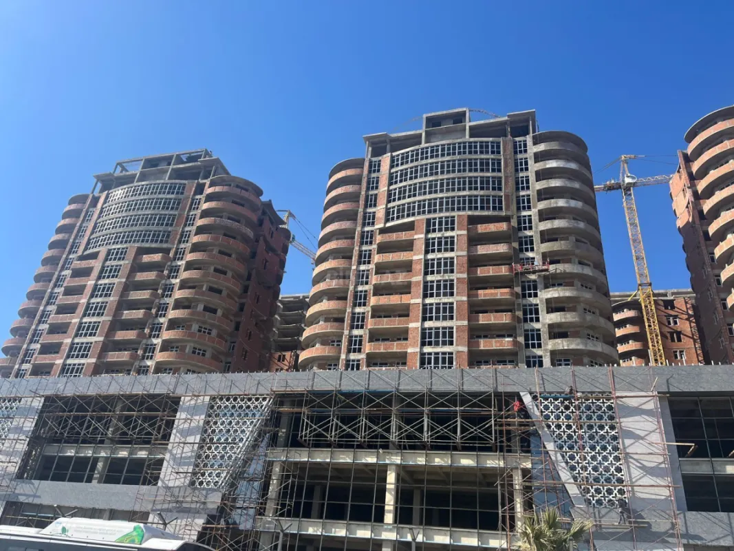 Satılır 2 otaqlı mənzil 78 m²