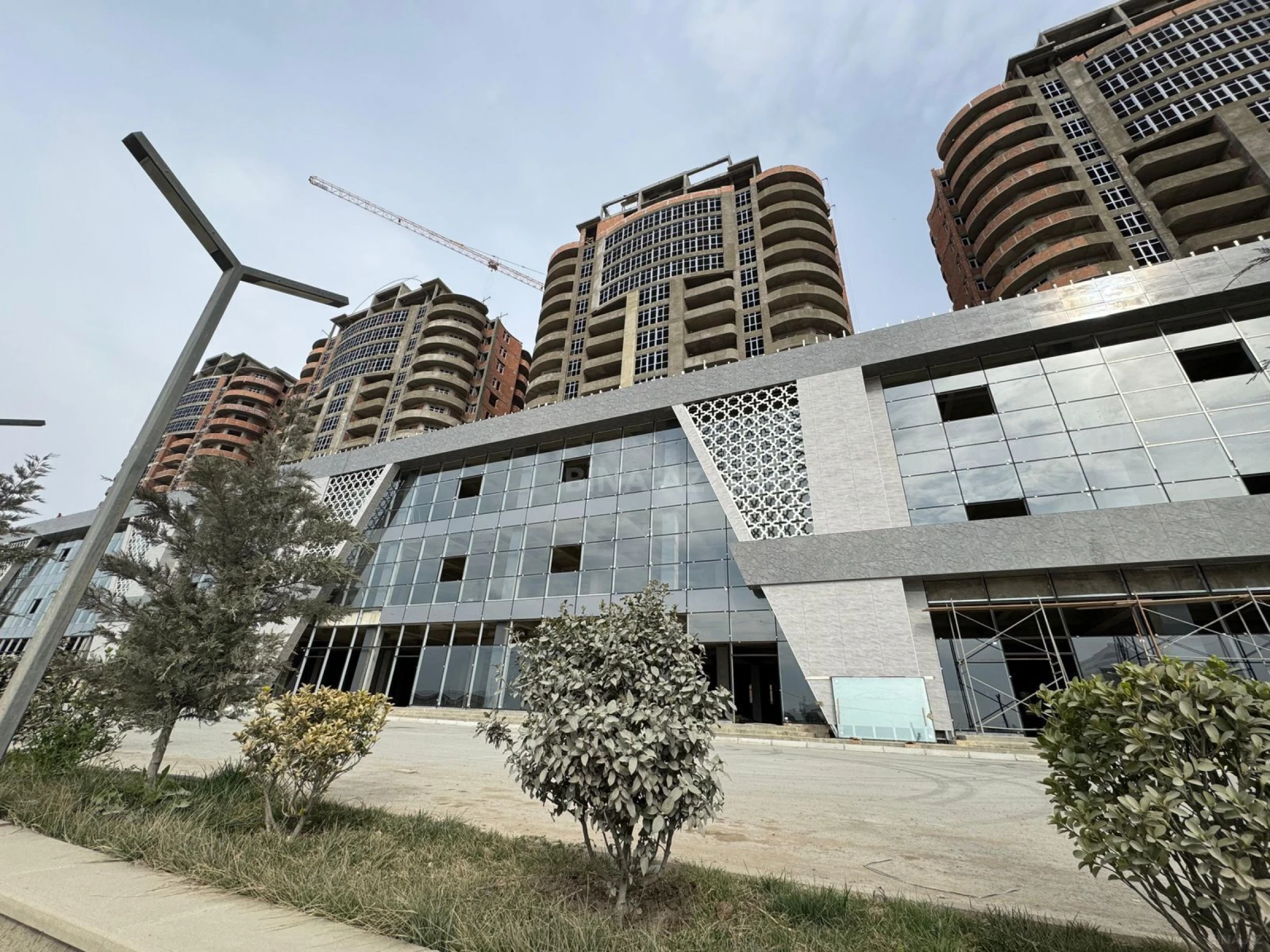 Satılır 2 otaqlı mənzil 78 m²