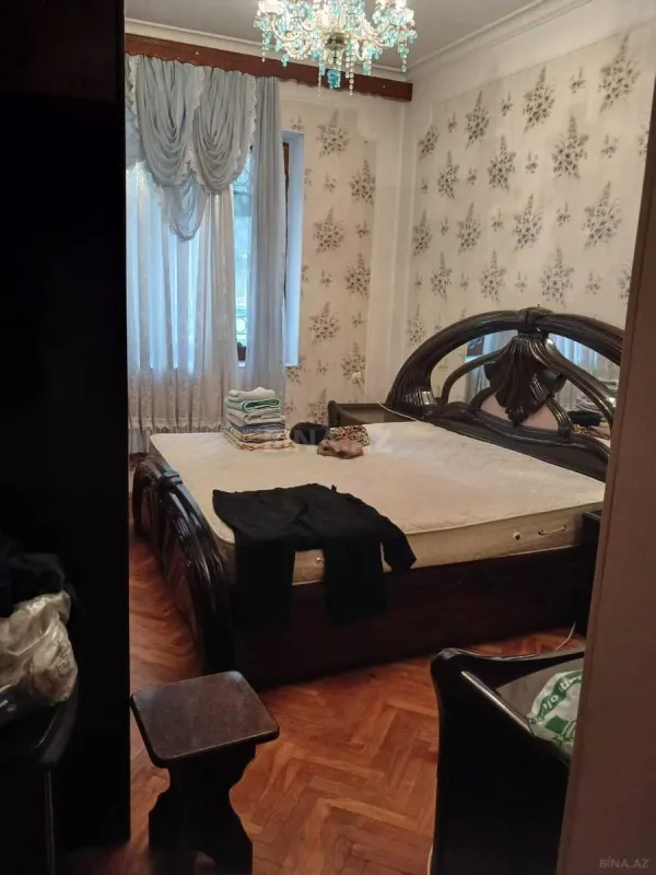 Kirayə verilir 3 otaqlı mənzil 100 m²