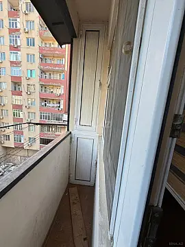 Satılır 2 otaqlı mənzil 70 m²